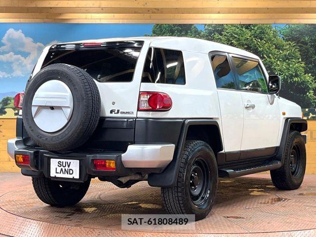 Toyota FJ CRUISER 2013-07 8335858-16