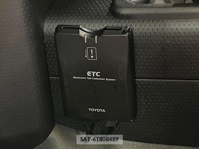 Toyota FJ CRUISER 2013-07 8335858-3