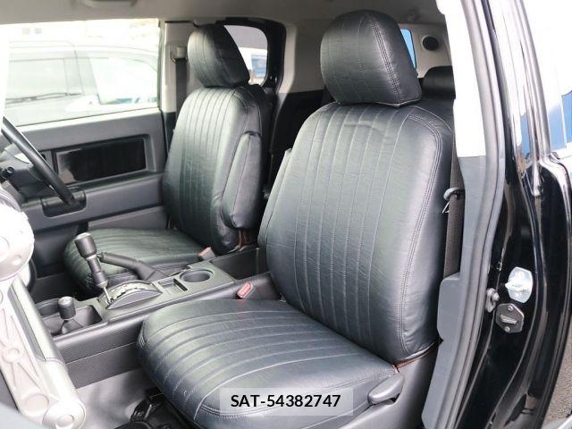 Toyota FJ CRUISER 2012-01 8335854-7