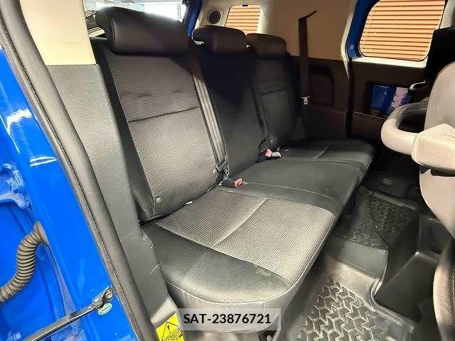 Toyota FJ CRUISER 2011-02 8335861-11