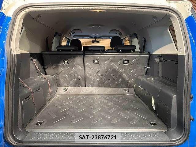 Toyota FJ CRUISER 2011-02 8335861-12