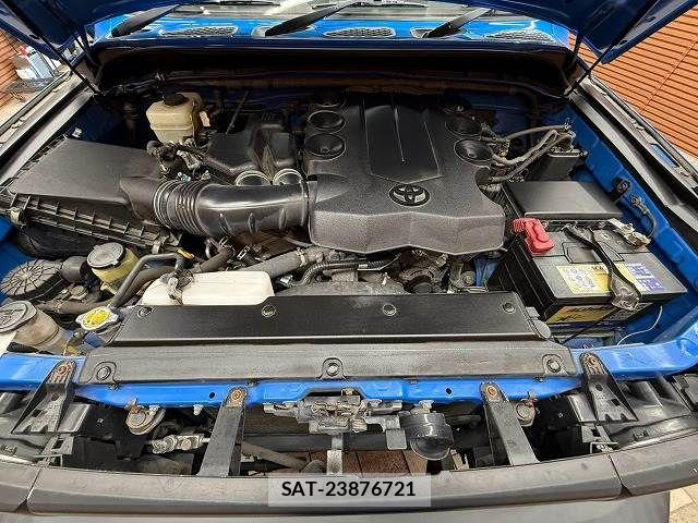 Toyota FJ CRUISER 2011-02 8335861-13