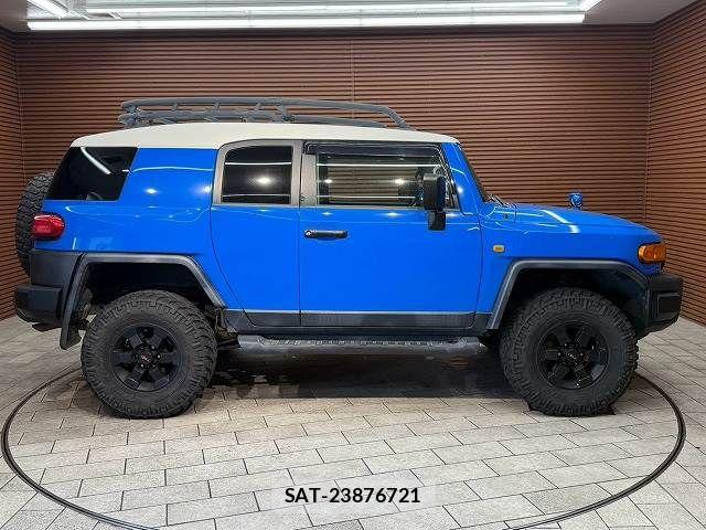 Toyota FJ CRUISER 2011-02 8335861-16