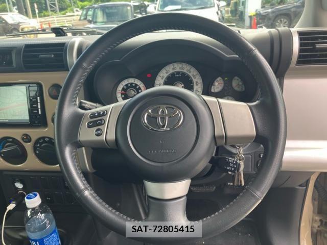 Toyota FJ CRUISER 2012-01 8335855-14