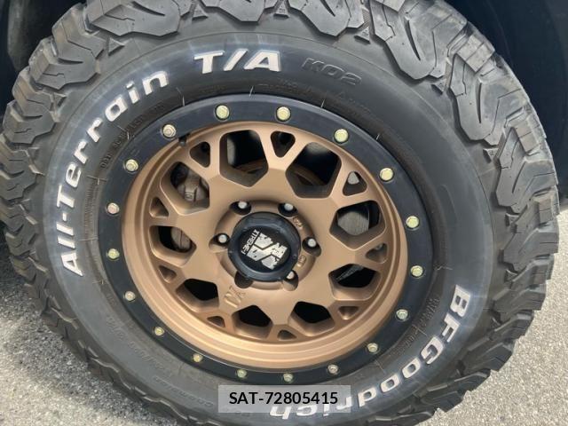 Toyota FJ CRUISER 2012-01 8335855-5
