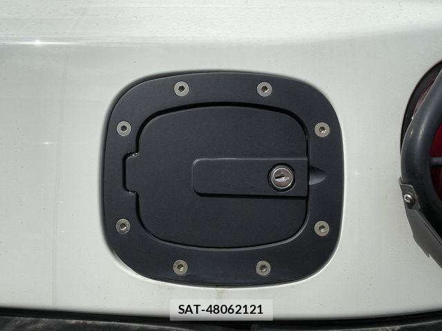 Toyota FJ CRUISER 2017-03 8354498-6