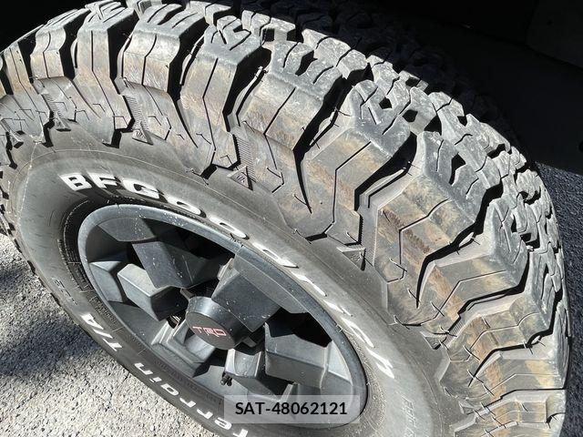 Toyota FJ CRUISER 2017-03 8354498-8