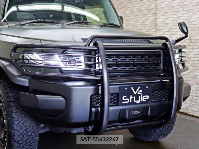 Toyota FJ CRUISER 2013-03 8354497-9