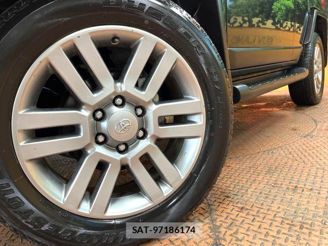Toyota FJ CRUISER 2012-03 8354499-12