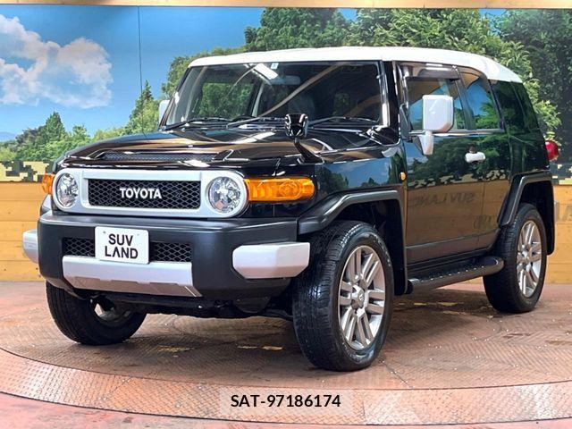 Toyota FJ CRUISER 2012-03 8354499-15