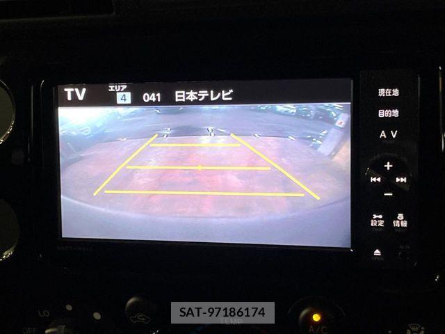 Toyota FJ CRUISER 2012-03 8354499-3