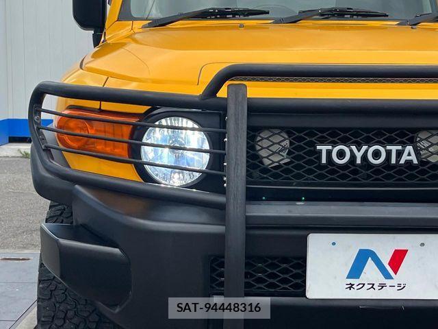 Toyota FJ CRUISER 2012-07 8354502-12