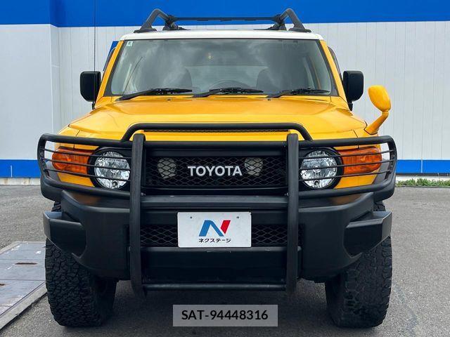 Toyota FJ CRUISER 2012-07 8354502-14