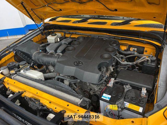 Toyota FJ CRUISER 2012-07 8354502-18