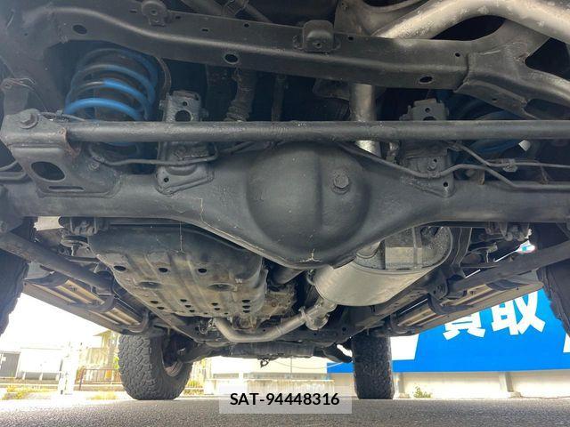 Toyota FJ CRUISER 2012-07 8354502-19