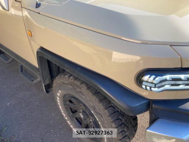 Toyota FJ CRUISER 2012-11 8354501-1