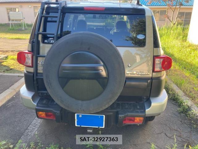 Toyota FJ CRUISER 2012-11 8354501-7