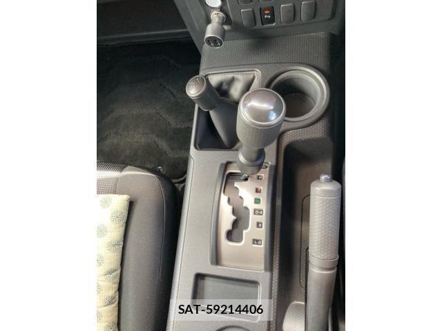 Toyota FJ CRUISER 2014-01 8365961-18