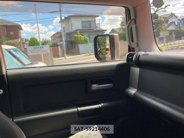 Toyota FJ CRUISER 2014-01 8365961-19