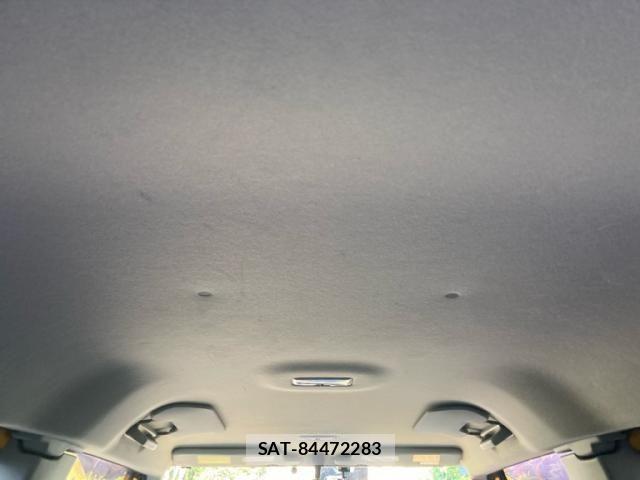Toyota FJ CRUISER 2011-12 8365963-24