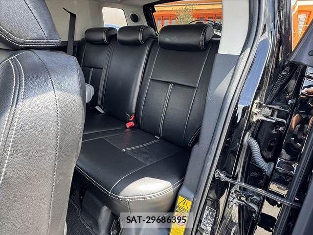 Toyota FJ CRUISER 2018-02 8365960-17