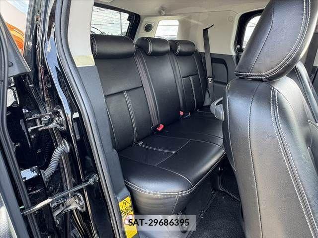 Toyota FJ CRUISER 2018-02 8365960-19