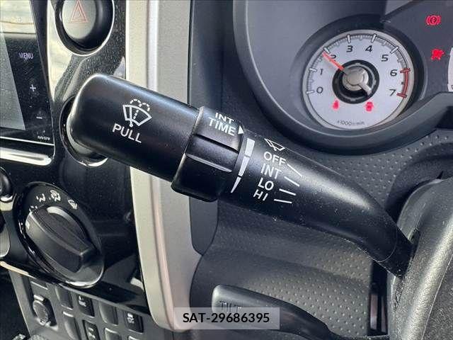 Toyota FJ CRUISER 2018-02 8365960-23