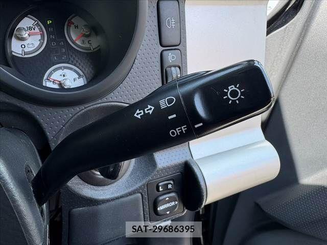 Toyota FJ CRUISER 2018-02 8365960-24