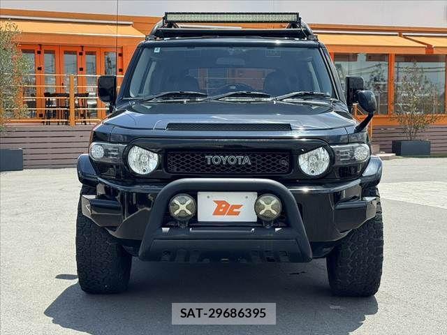 Toyota FJ CRUISER 2018-02 8365960-8