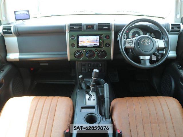 Toyota FJ CRUISER 2014-01 8365959-1