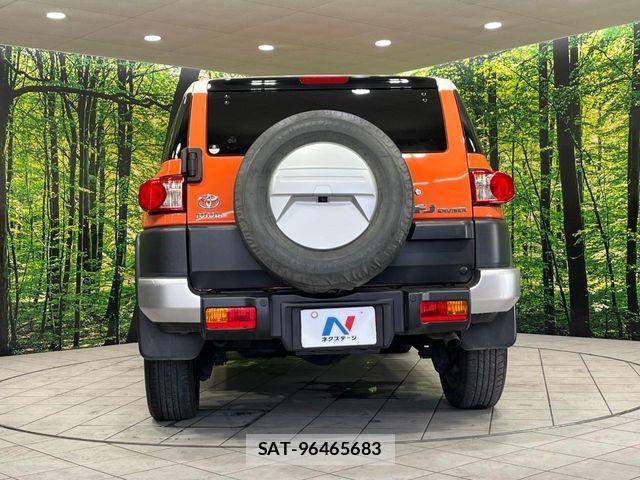 Toyota FJ CRUISER 2013-08 8365962-12
