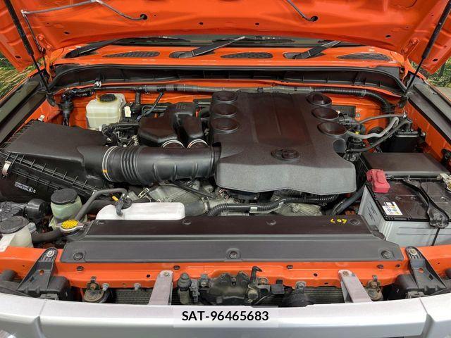 Toyota FJ CRUISER 2013-08 8365962-15