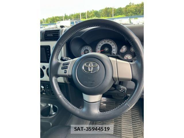 Toyota FJ CRUISER 2015-12 8412473-18