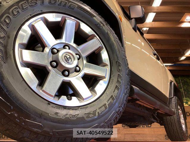 Toyota FJ CRUISER 2017-01 8457497-12