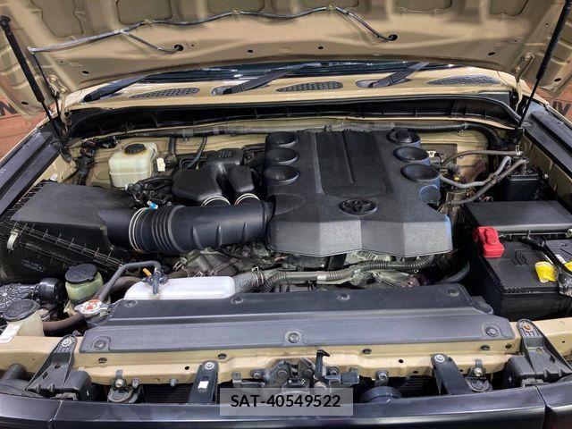 Toyota FJ CRUISER 2017-01 8457497-17
