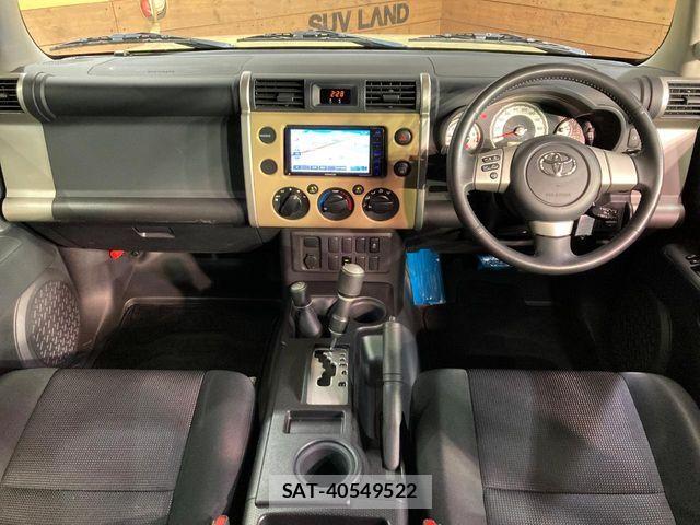 Toyota FJ CRUISER 2017-01 8457497-1
