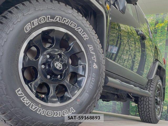 Toyota FJ CRUISER 2014-07 8457498-12