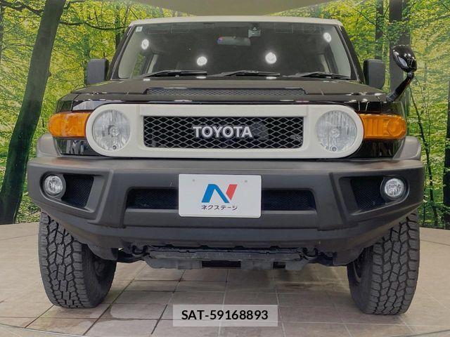 Toyota FJ CRUISER 2014-07 8457498-13