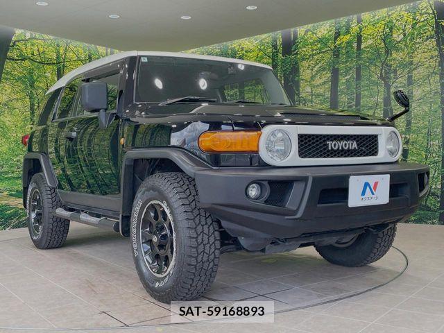 Toyota FJ CRUISER 2014-07 8457498-15