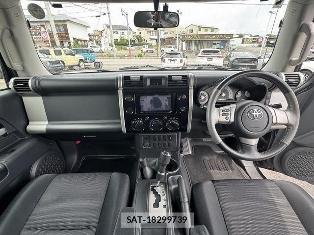 Toyota FJ CRUISER 2011-09 8457501-1