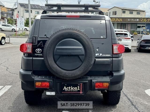 Toyota FJ CRUISER 2011-09 8457501-4
