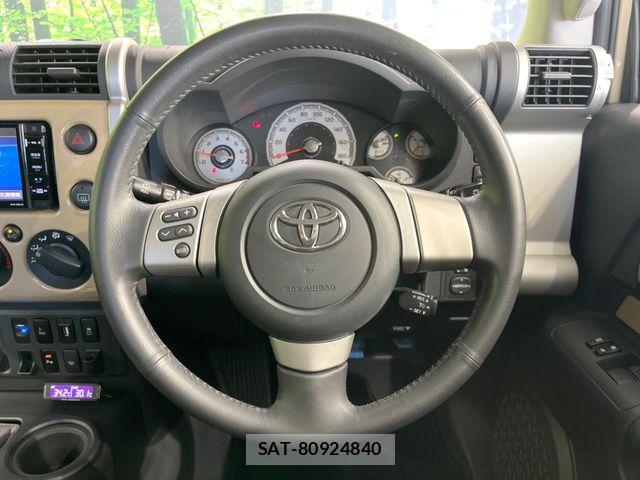 Toyota FJ CRUISER 2016-02 8485418-10