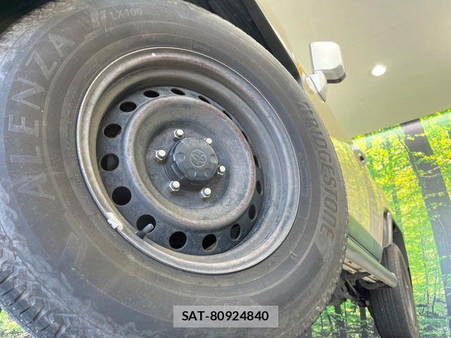 Toyota FJ CRUISER 2016-02 8485418-12