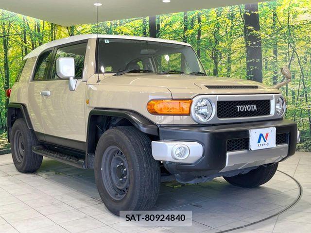 Toyota FJ CRUISER 2016-02 8485418-15