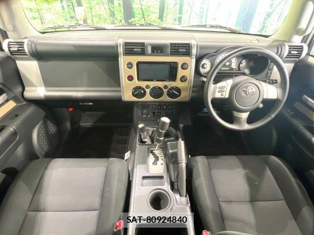Toyota FJ CRUISER 2016-02 8485418-1