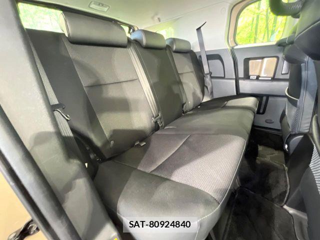 Toyota FJ CRUISER 2016-02 8485418-8