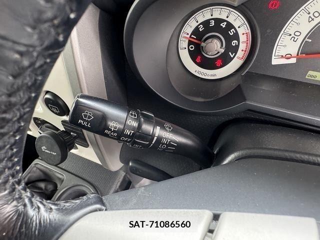 Toyota FJ CRUISER 2011-09 8485419-15