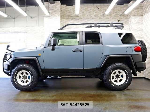 Toyota FJ CRUISER 2011-02 8524890-12