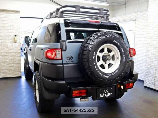 Toyota FJ CRUISER 2011-02 8524890-15