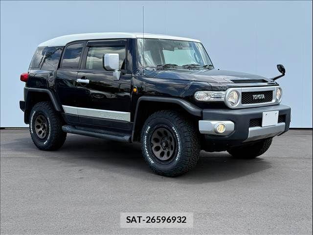Toyota FJ CRUISER 2017-05 8561933-10